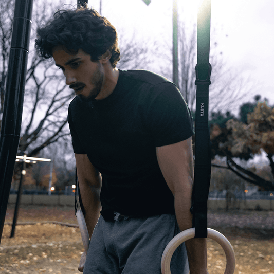 gymnastic rings for calisthenics
